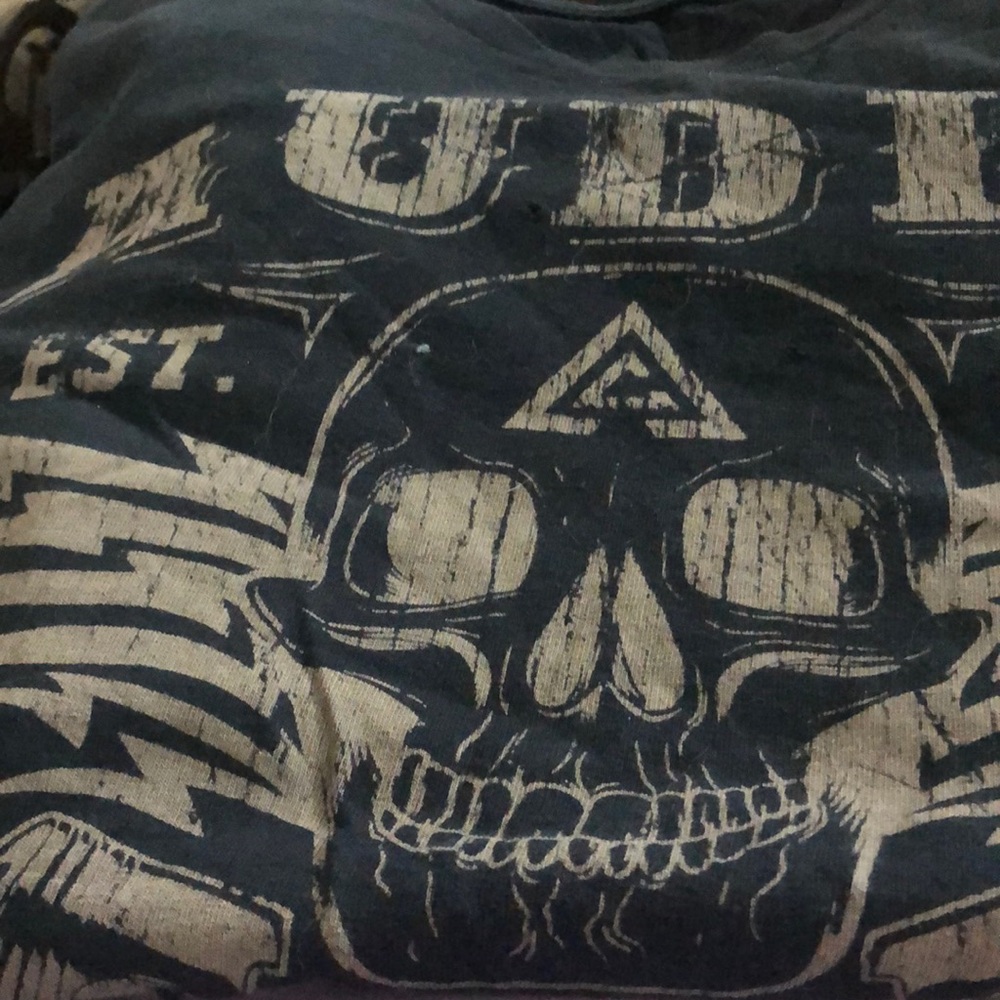 Men’s tee shirt